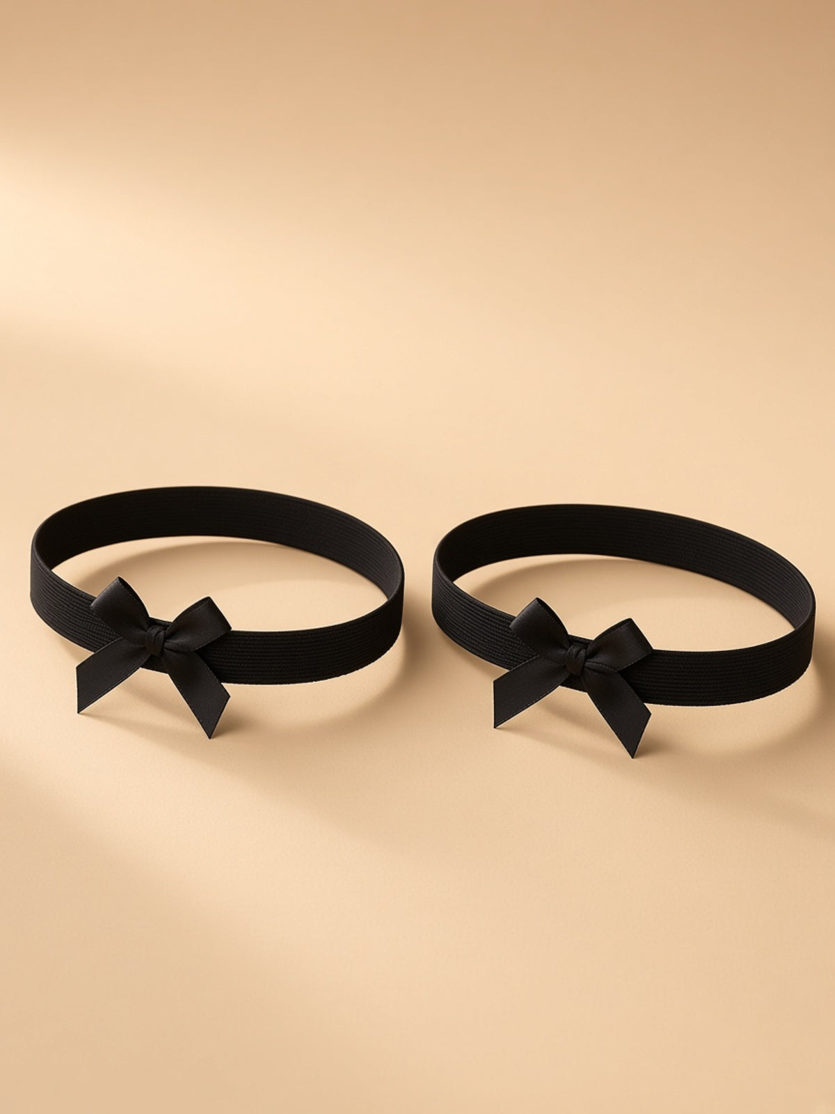 Gothic Bow Thigh Garter