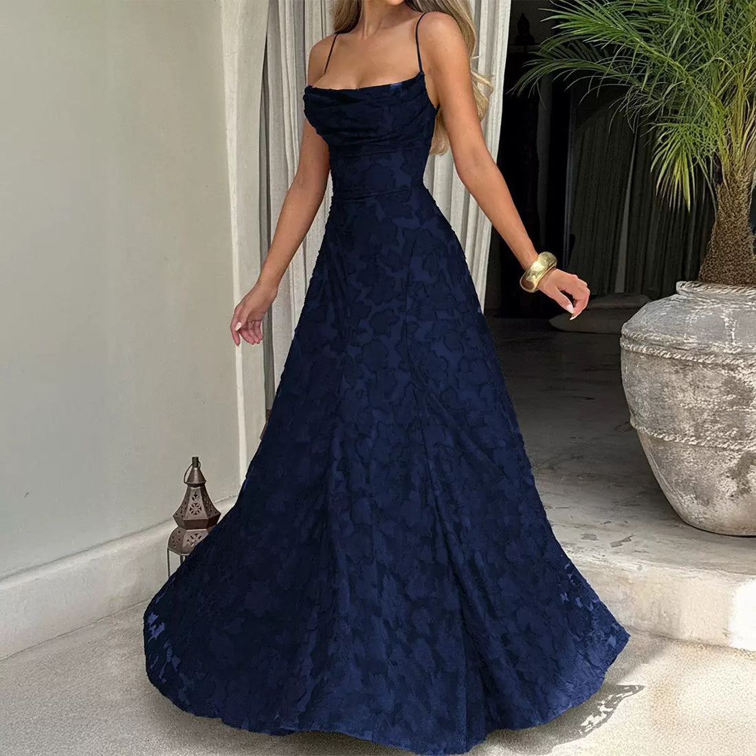 The Lace Backless Evening Dress