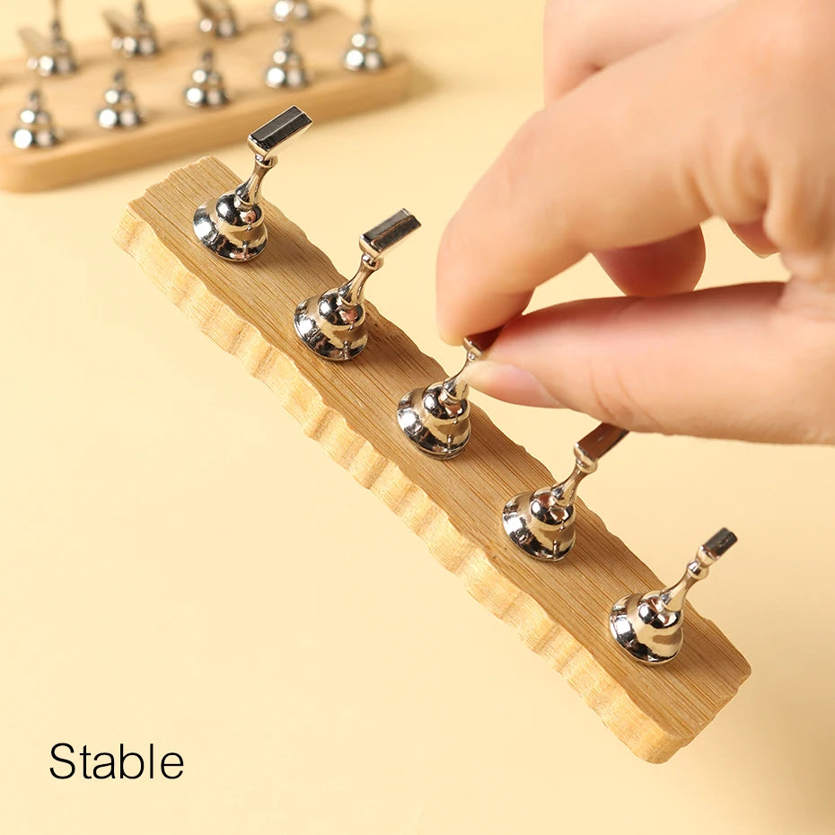Magnetic Nail Practice Stand Strong Magnetic Nail Tips Holder Practice Display Nail Fake Nail Display Stand Set Holders Manicure