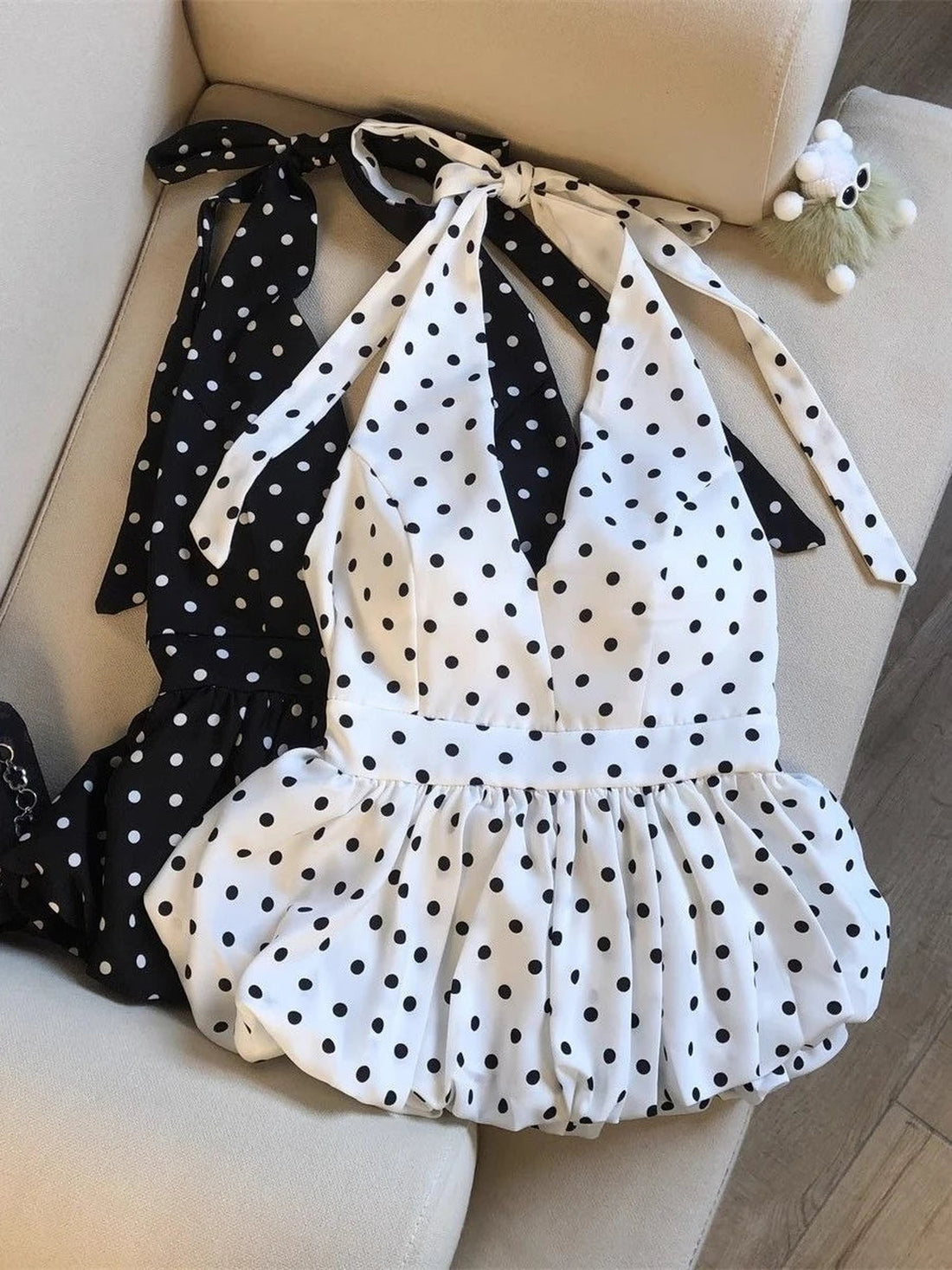 Backless Sexy Halter Beach Babydoll Crop Tops Women Polka Dots V Neck Sleeveless T Shirt Ruffles Basic Tees Not-Padded Pad — ENIGMAE 4K
