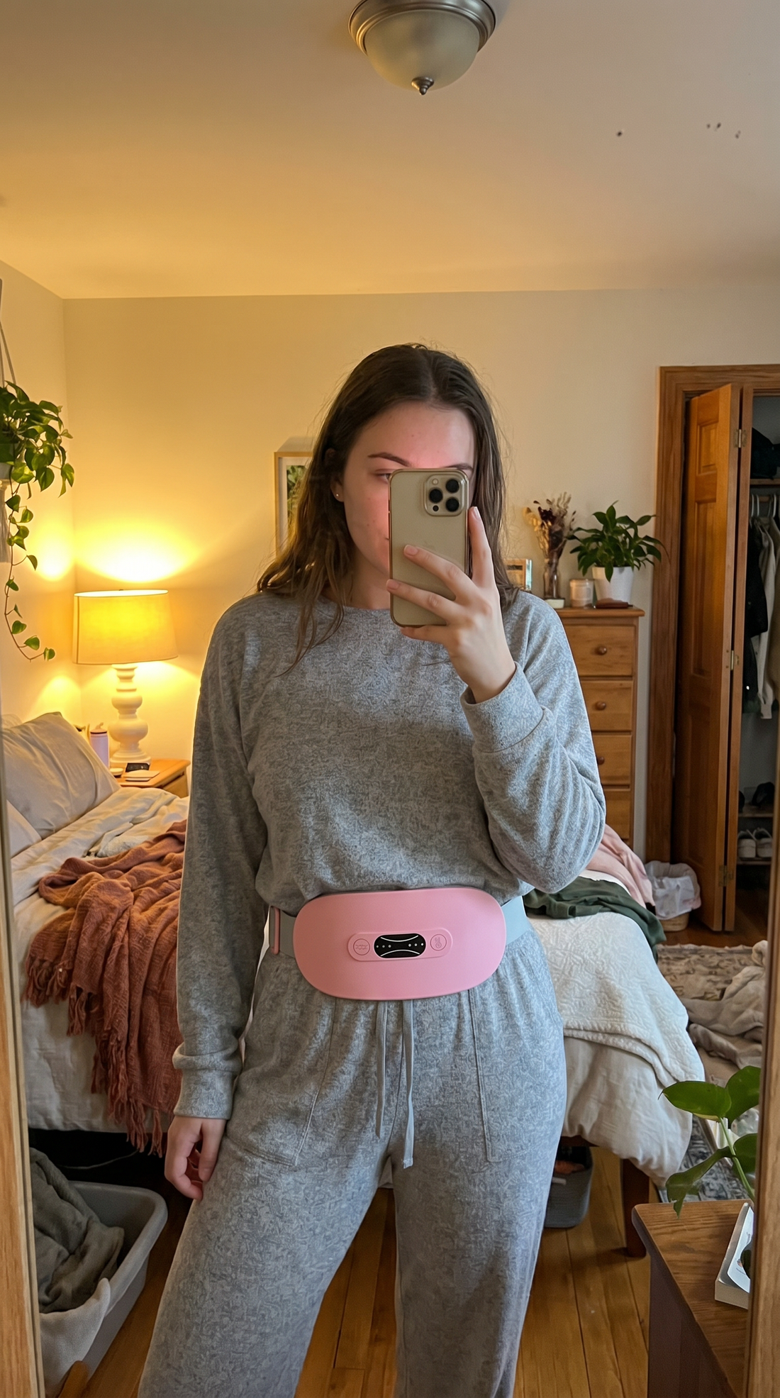 Enigmae Ease heating massage belt daily wear mirror selfie